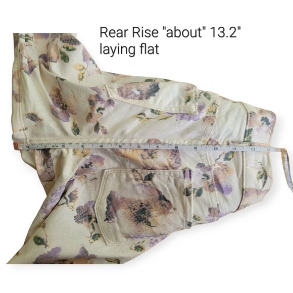 Free People Cream Lavender Floral Bohemian Flare Jeans Size 28 Phoebe Buffay - Picture 9 of 14